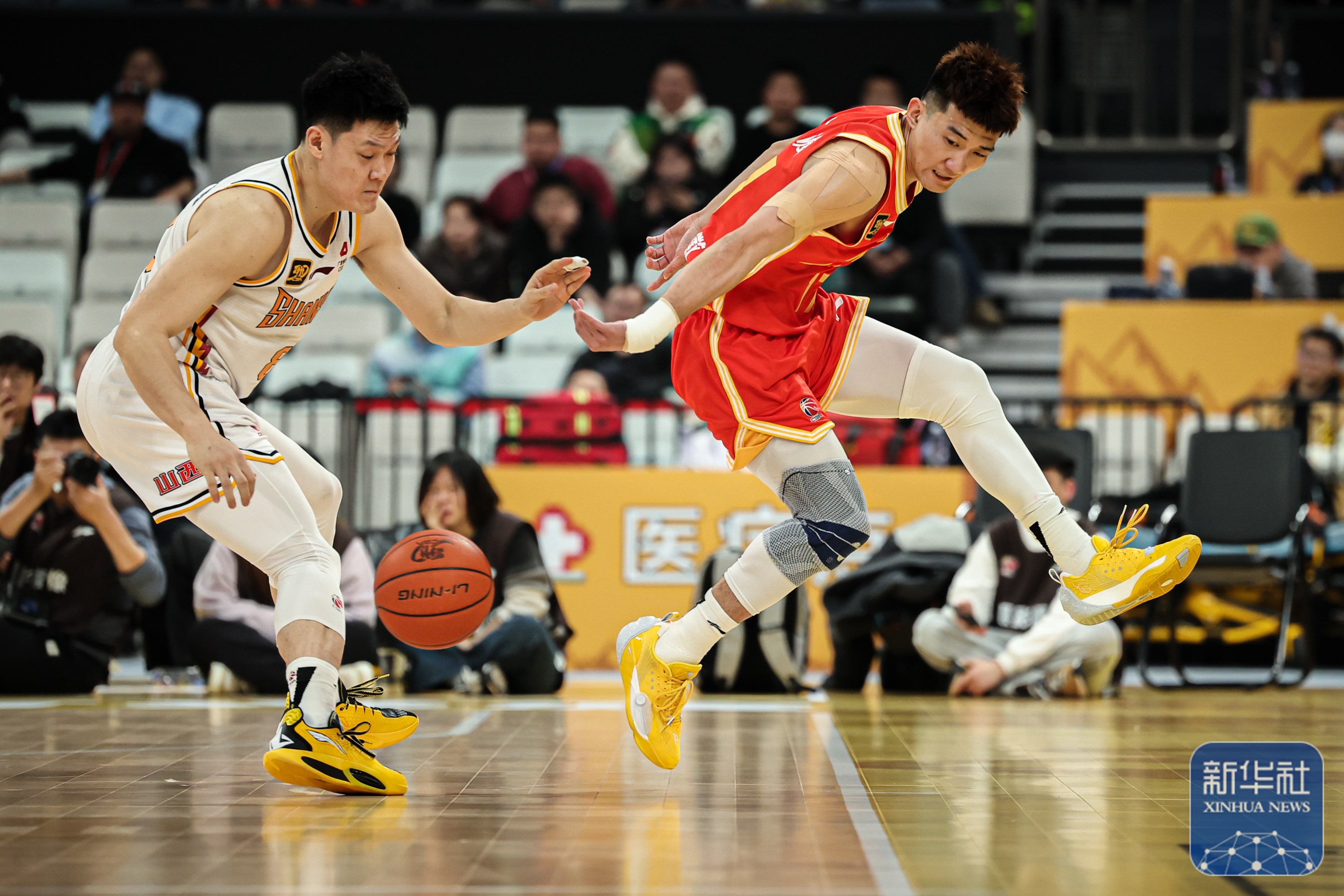 包含浙江队今晨刷新队史纪录，志在CBA常规赛名次提升，引发热议，阵容厚度经受考验的词条u8官方网址